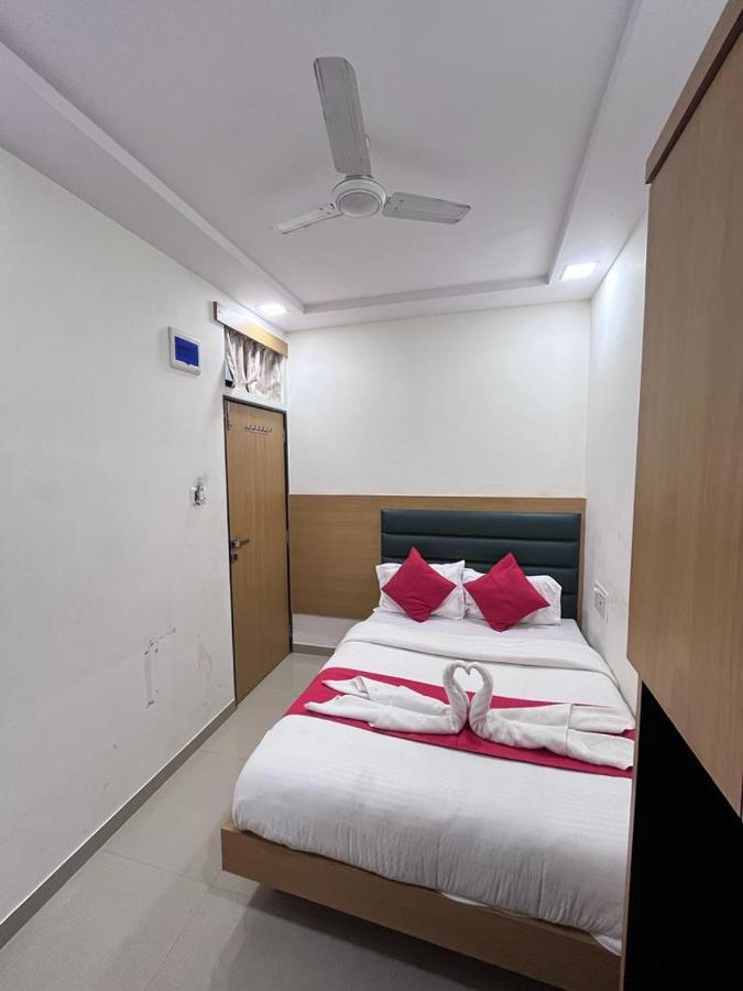 Hotel Sai Grand Residency Mumbai Bagian luar foto